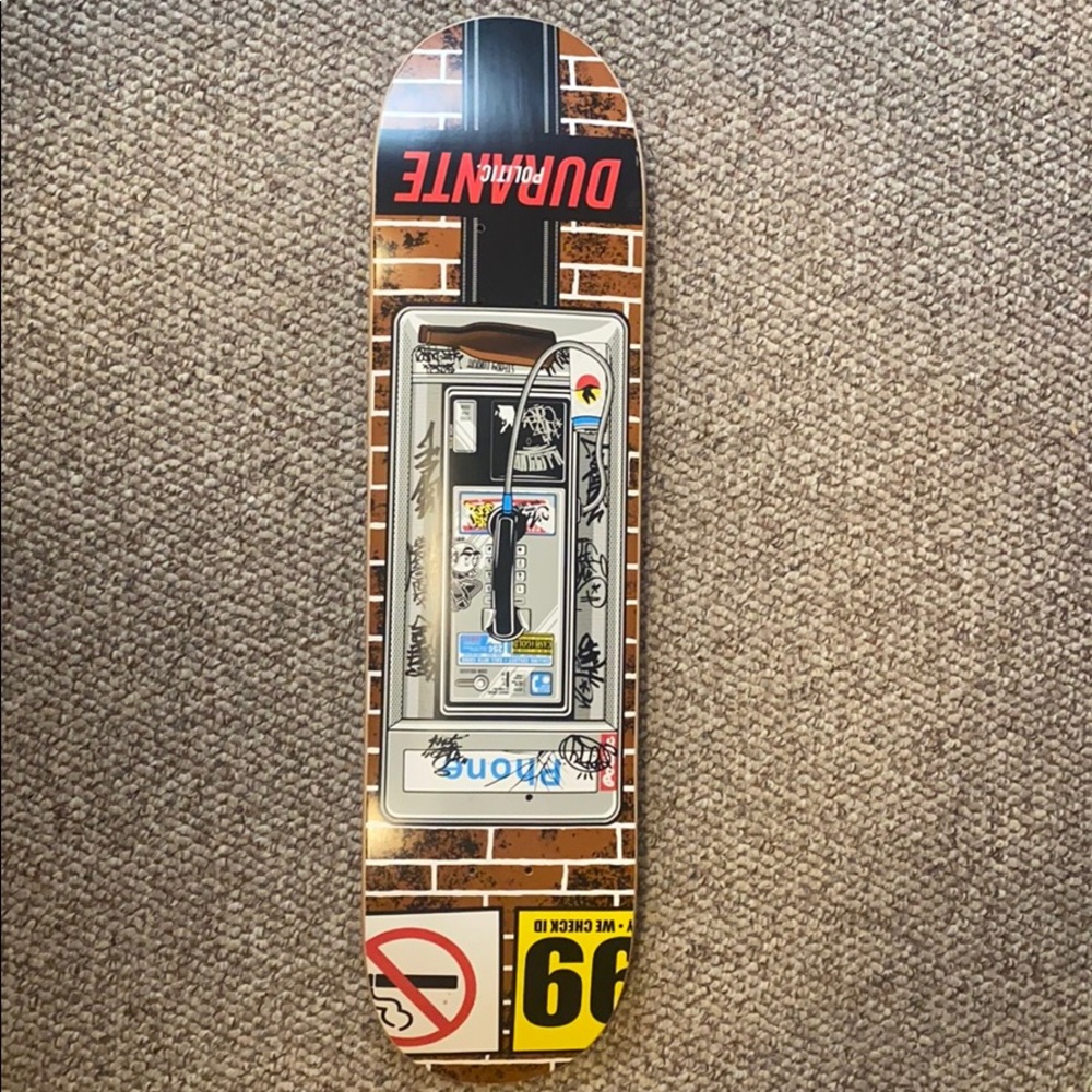 POLTIC SKATEBOARD
